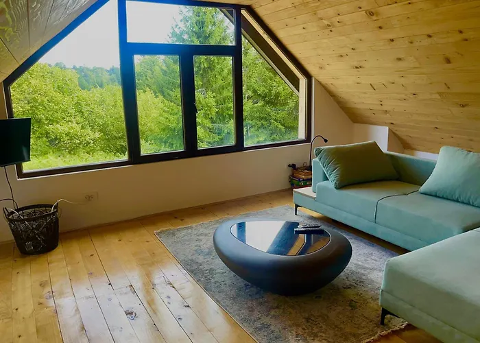 Tatil Evi Hipi Nest Bajina Basta